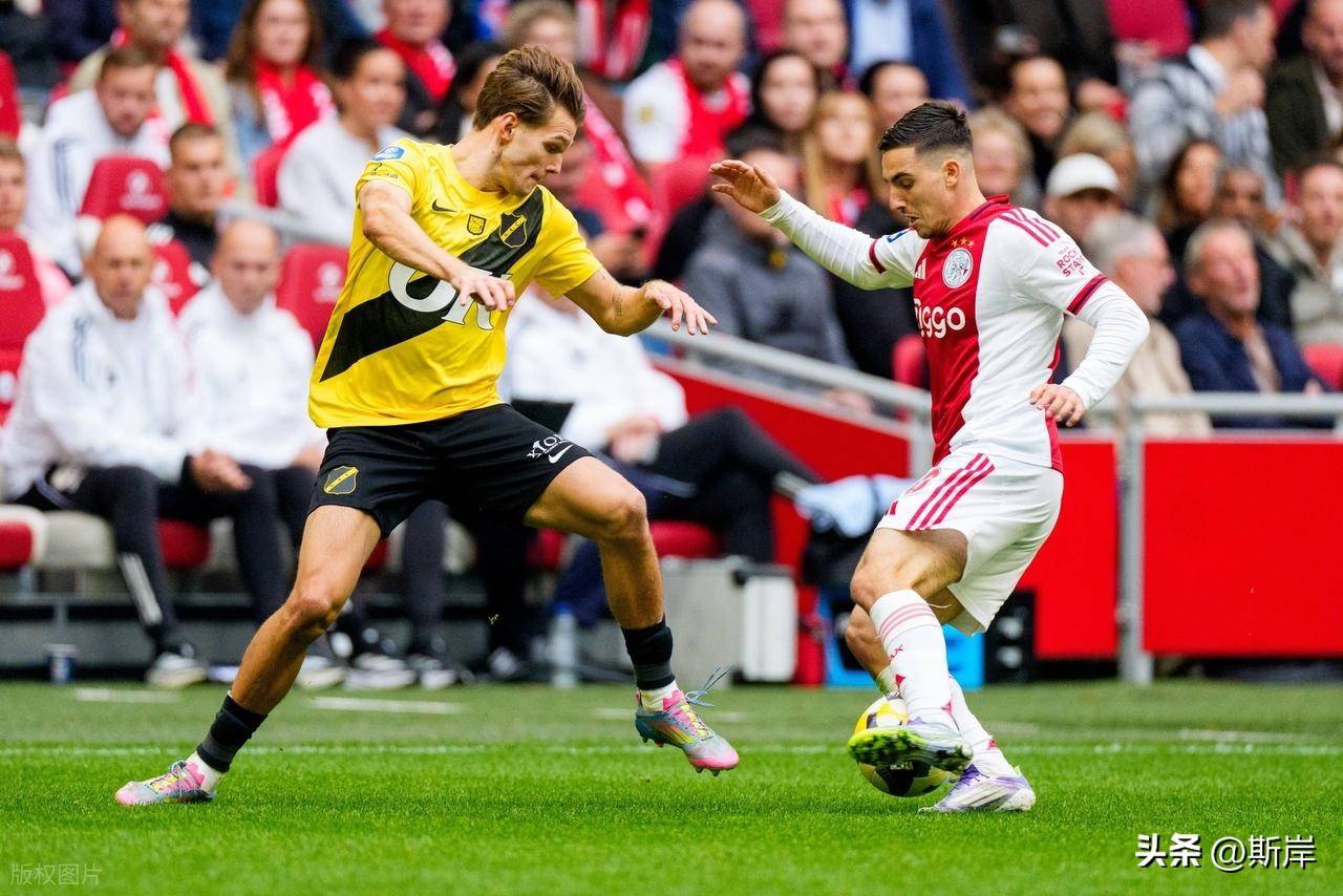 今晨欧联焦点战;阿贾克斯防线松动;质疑声仍在;阵容厚度经受考验(俄鸟今天上午的战况) 今晨欧联焦点战;阿贾克斯防线松动;质疑声仍在;阵容厚度经受考验(俄鸟今天上午的战况)