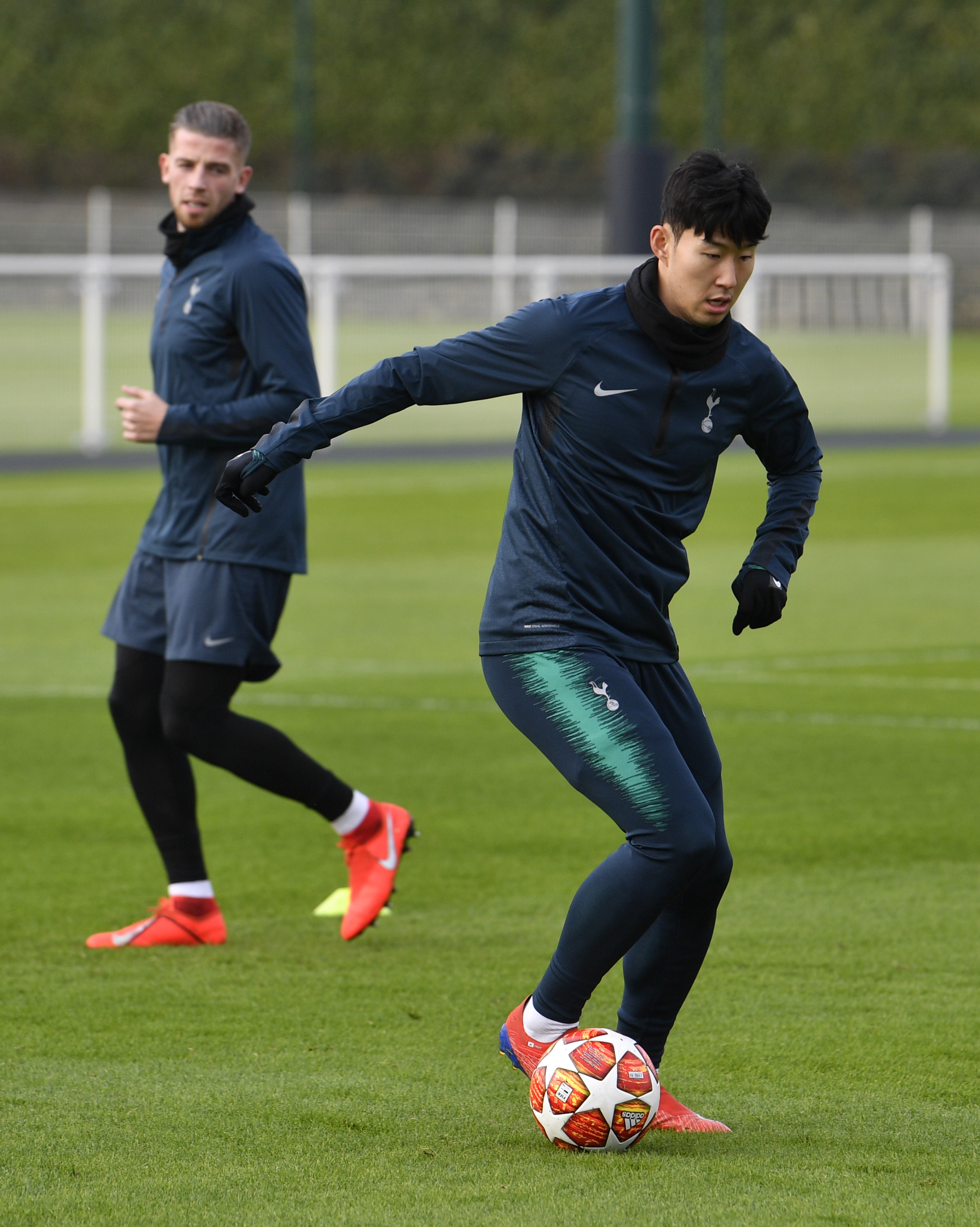 赛前体能课后,拉齐奥门线救险备战欧冠,压力陡增,纪律约束更严格(体能训练的目的及意义) 赛前体能课后,拉齐奥门线救险备战欧冠,压力陡增,纪律约束更严格(体能训练的目的及意义)