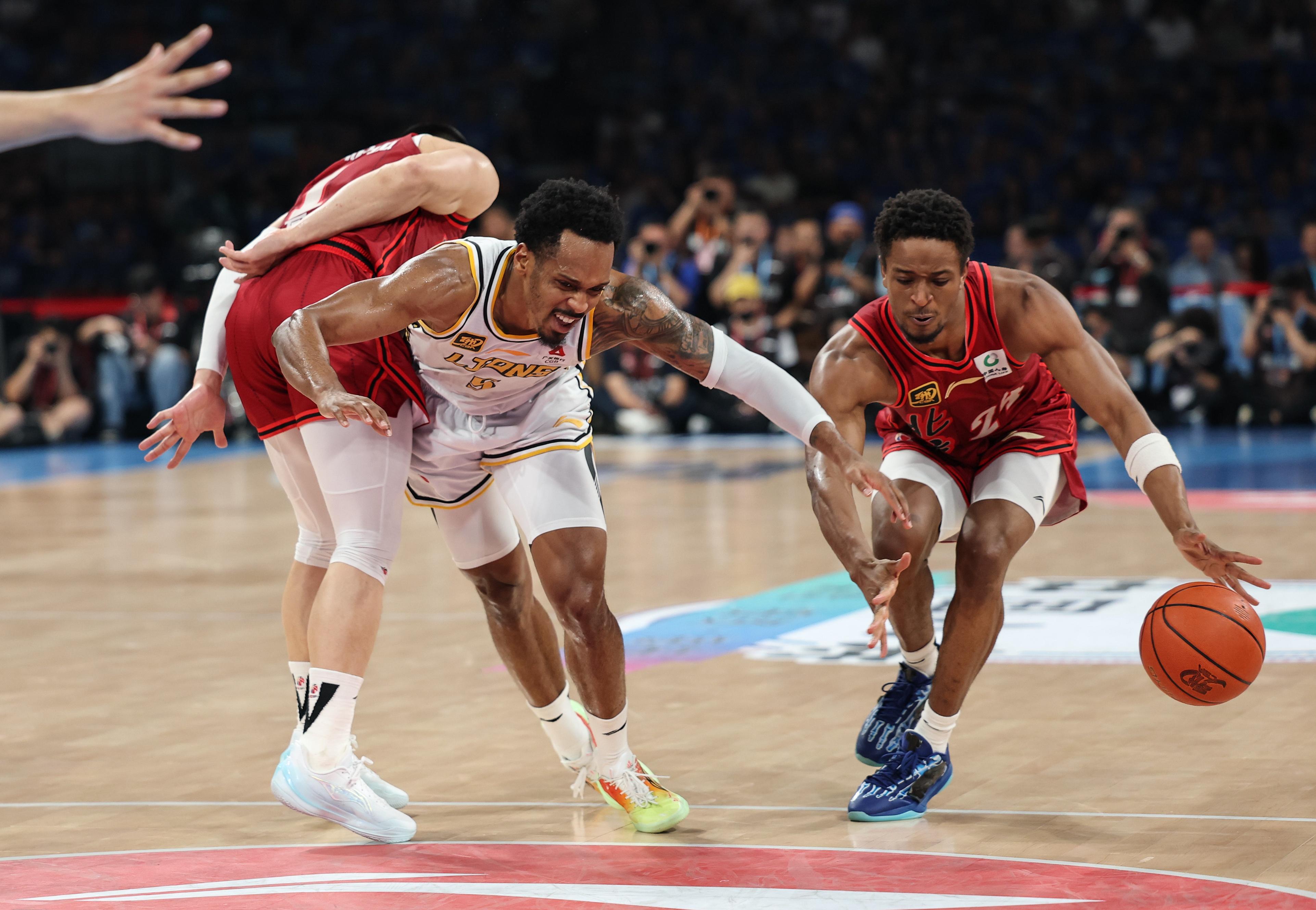 nba常规赛揭幕战