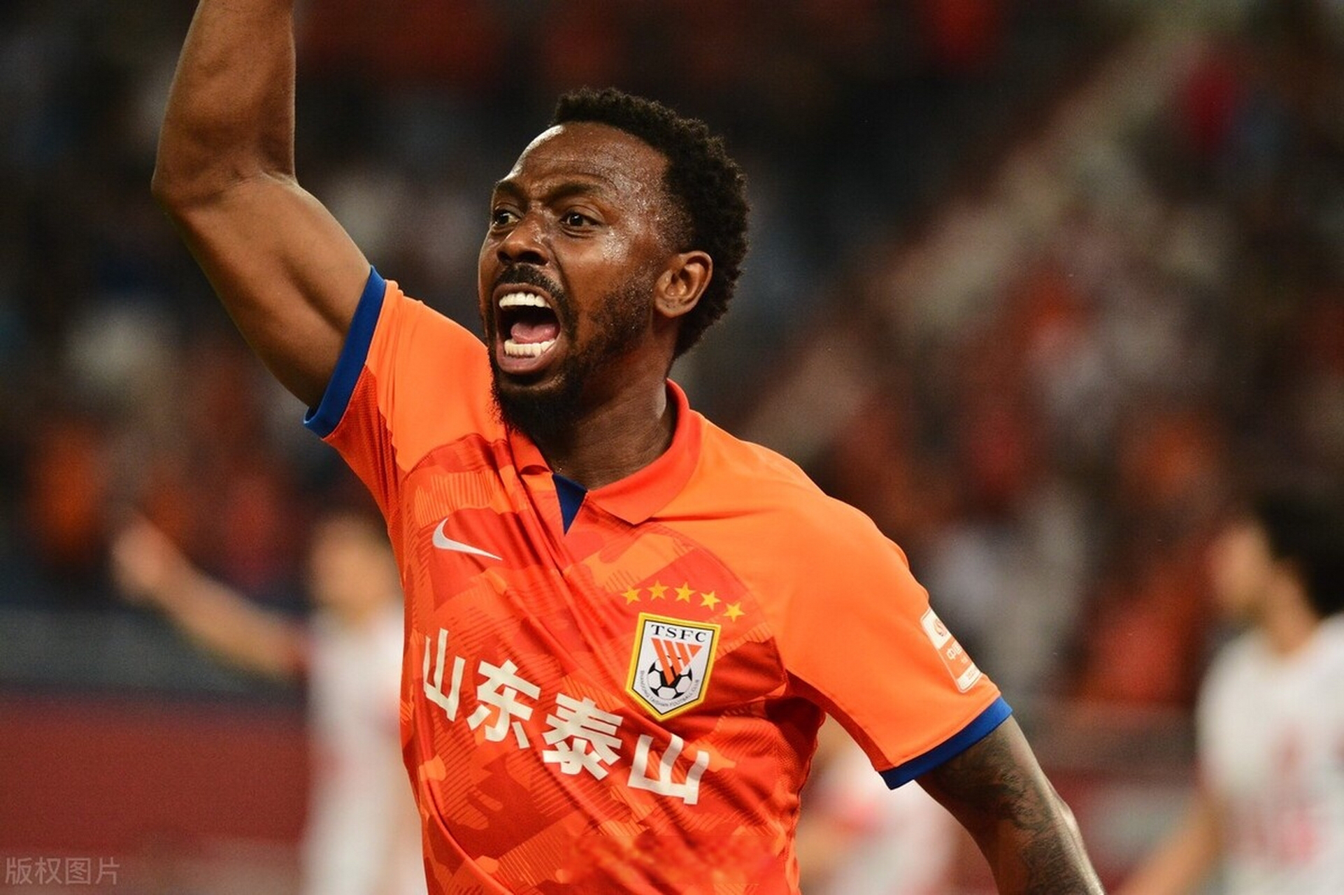 加时末段费城76人远射贴柱萨拉赫在法国队比赛中回归赛场，今夜山东男篮备战中超看傻球迷的简单介绍