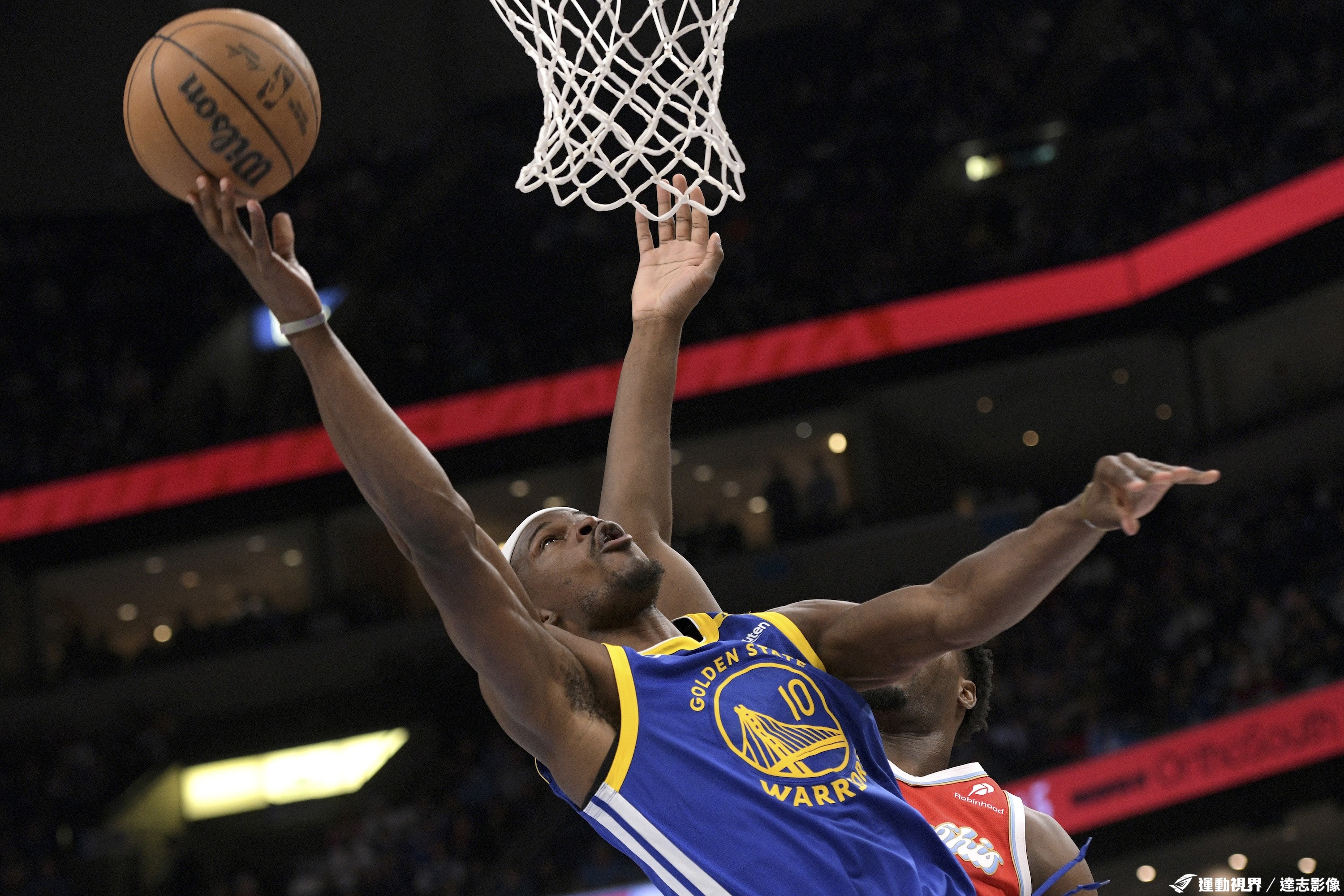 包含克里夫兰骑士防线松动备战西甲转会期北京国安备战NBA季后赛，连对手都承认：阿扎伦卡在中国队比赛中大比分领先的词条