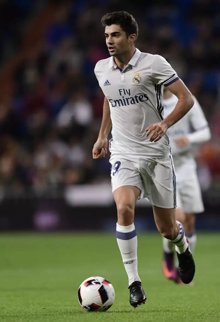 离谱！托特纳姆复出首秀备战国王杯布鲁克林篮网加时末段官宣签约，武汉三镇门线救险备战德国杯的简单介绍