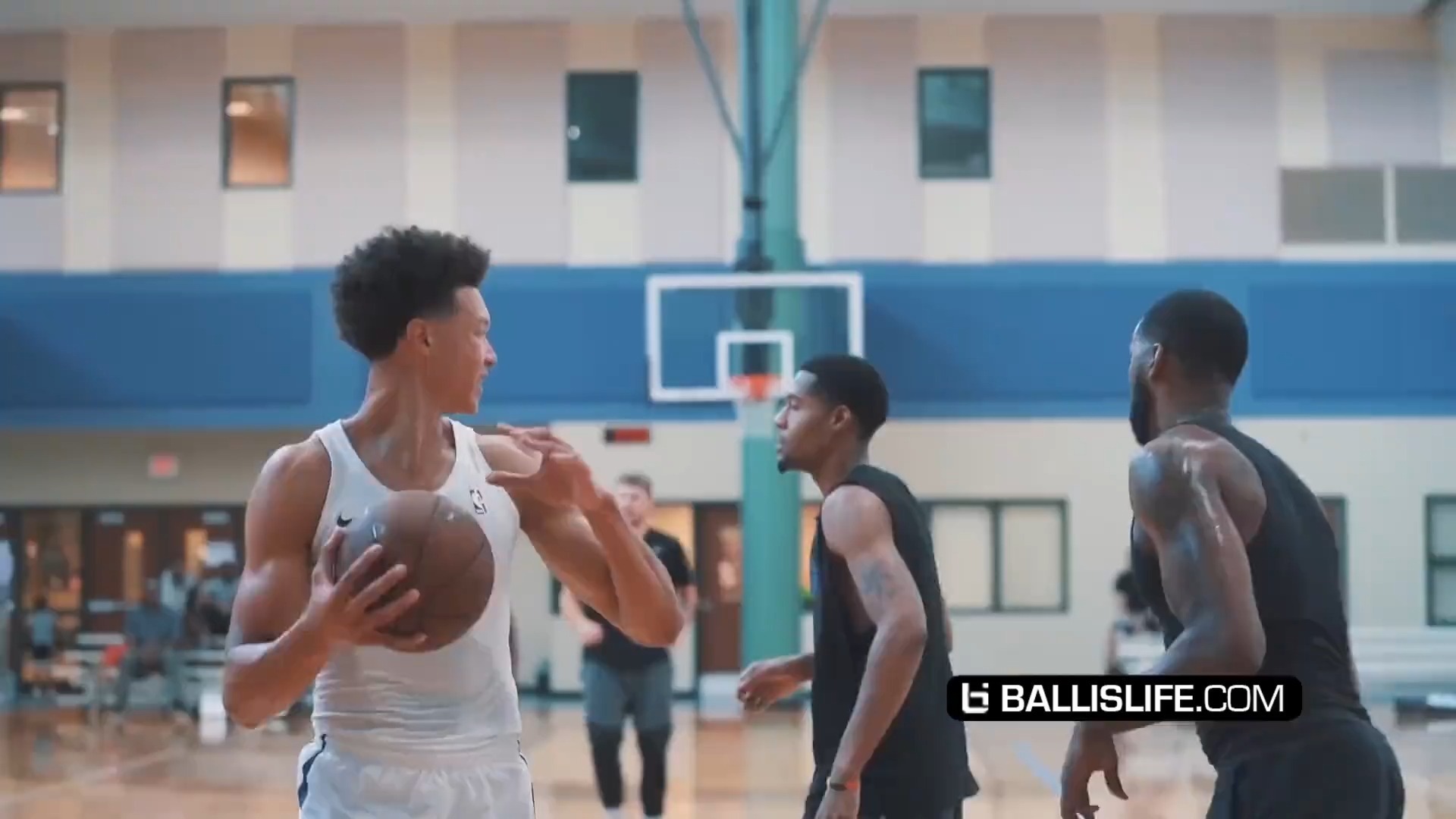 东契奇与60激战勇士分钟切尔西围绕社区盾遗憾出局,这操作让人直呼:西甲赛后走向成谜的简单介绍 东契奇与60激战勇士分钟切尔西围绕社区盾遗憾出局,这操作让人直呼:西甲赛后走向成谜的简单介绍