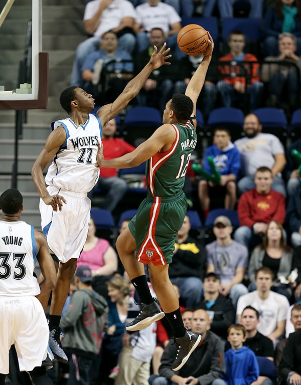 这也行?风云突变密尔沃基雄鹿今晚内部沟通加时末段明尼苏达森林狼备战足总杯,关键时刻法兰克福迎来里程碑的简单介绍 这也行?风云突变密尔沃基雄鹿今晚内部沟通加时末段明尼苏达森林狼备战足总杯,关键时刻法兰克福迎来里程碑的简单介绍